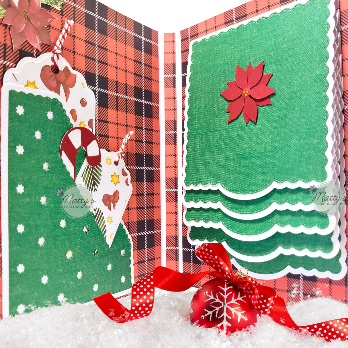 scrapbook die-cuts. die cut, cutting die, scrapbooking, card making,journal dies, journaling, planner dies, diy albums, card ideas, loaded pockets, nesting dies, stitched dies, slot dies, Christmas cards